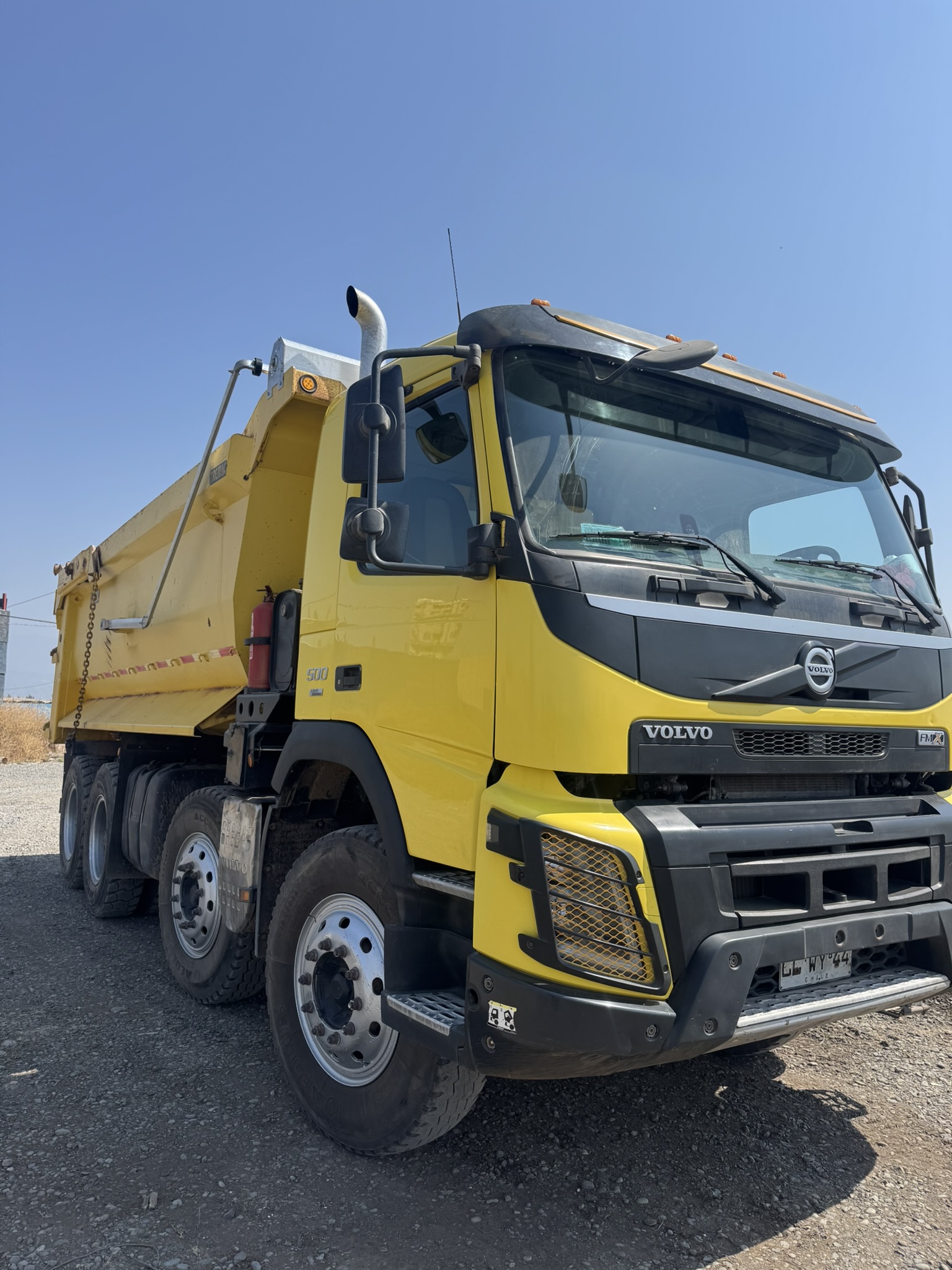 Camión tolva Volvo FMX500